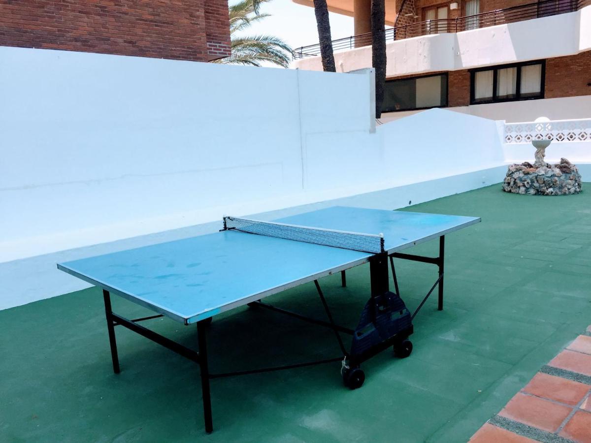 Gemelos 1 Modern Seaviews 貝尼多姆 外观 照片